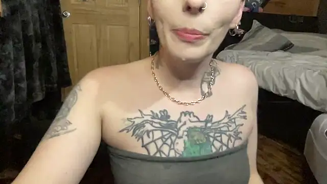TeenyDoll webcam