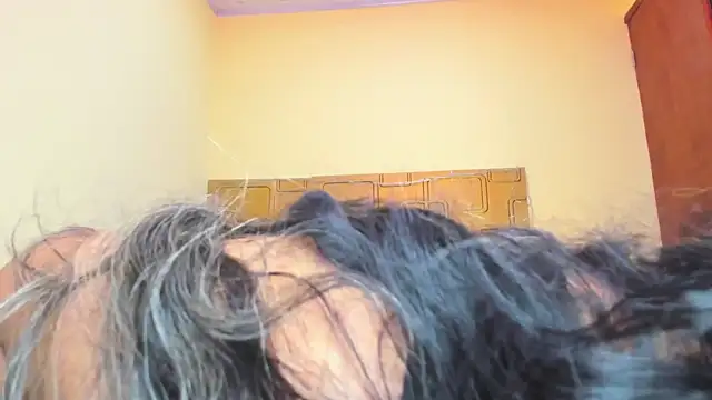 Julia_Haye webcam