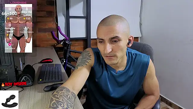 Marck_Muscle webcam