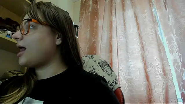 Seductive_She_Wolf webcam
