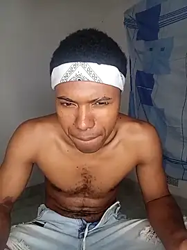 man_black_hot24 webcam