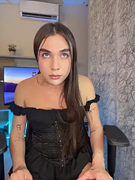 saracaball_ webcam