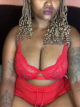 ThickPearlx23 webcam