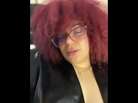Leyah__ webcam