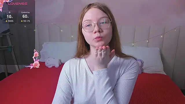 Mia_Yuri webcam