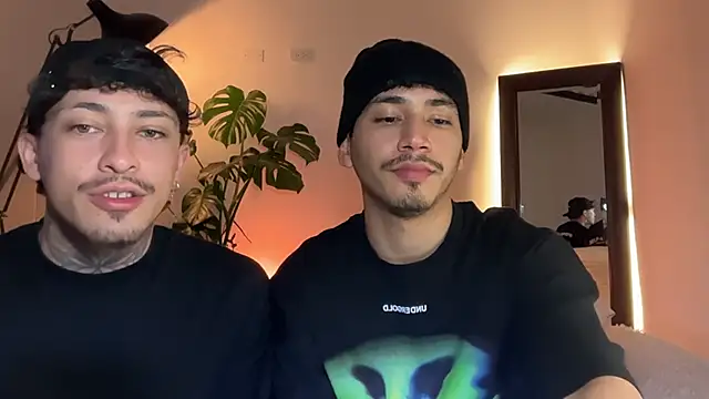 Noah_and_Steven webcam
