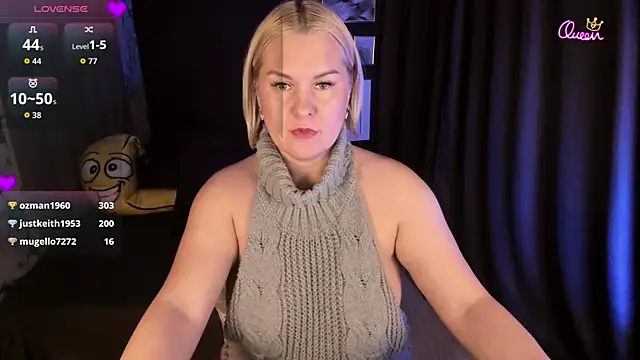 YolandaKiss webcam