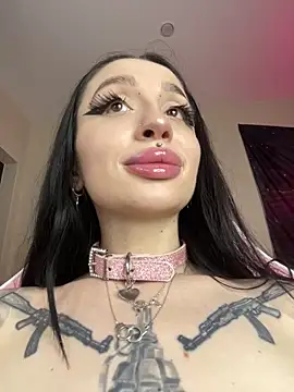Molly__Moon webcam