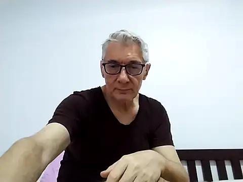 BIGUNCUTHARDCOCK webcam