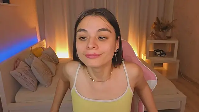 Kim_Bless webcam