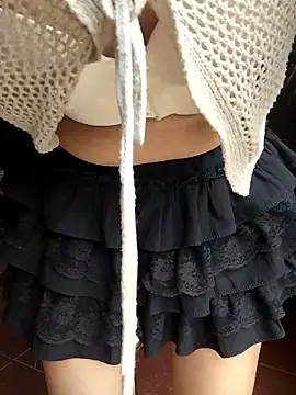 xinhxinh-cute webcam
