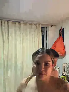 Sofia-_- webcam