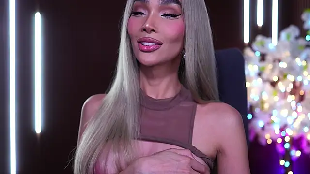 xxforyoureyesonlyxx webcam