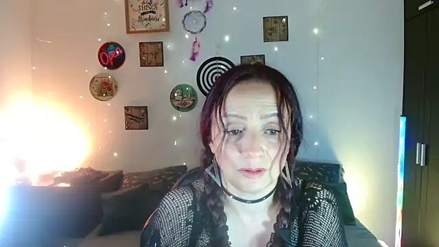 Katicalatinmilf webcam