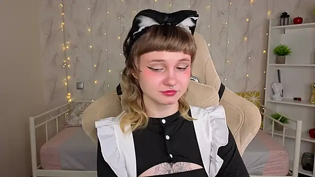 Tori_Cutie webcam