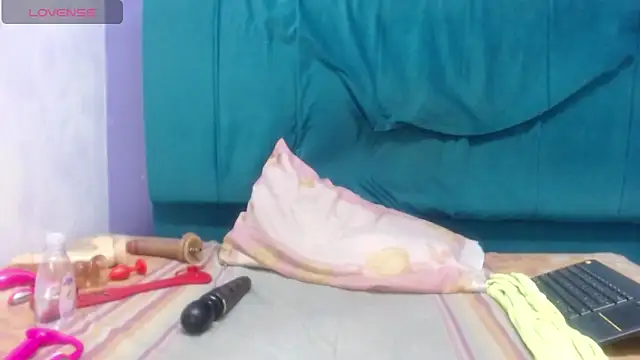 andrea_lopeez webcam