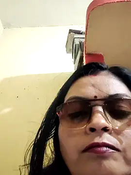 Kashish-Love webcam