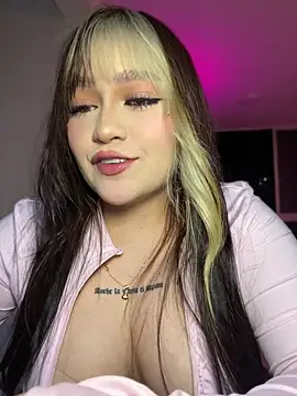 Daniela_ruizz webcam
