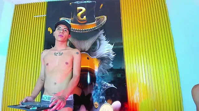 Guys_Latino_Hot webcam