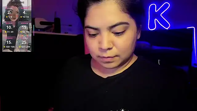 kimmiakiss22 webcam