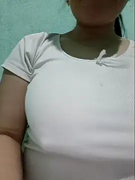 Shine_Mai webcam