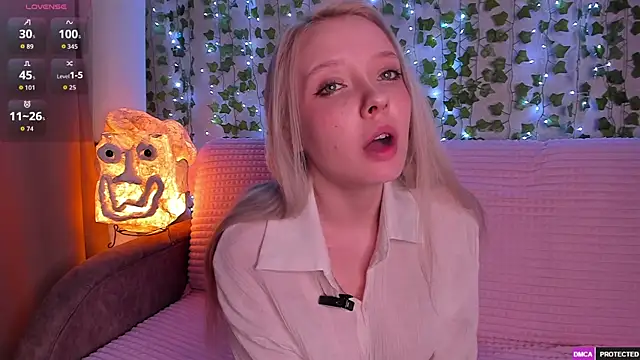 _CloudNine_ webcam