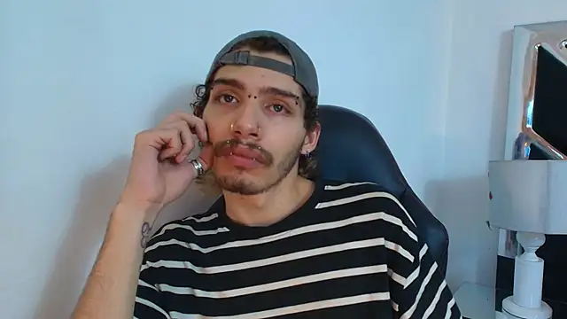 JojoBraando live sex cam