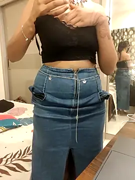 Webcam Model (Sneha_18Years)  is live.Free join now!