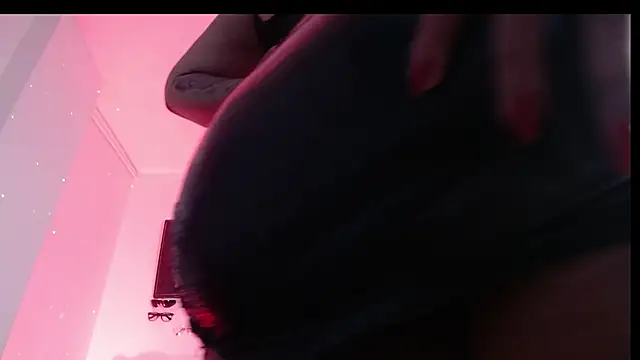 Carolina_Bluee webcam
