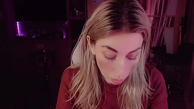 AnnieGOld_ webcam