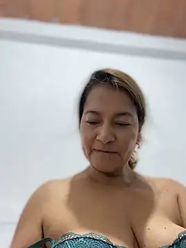 Jlo_69 webcam