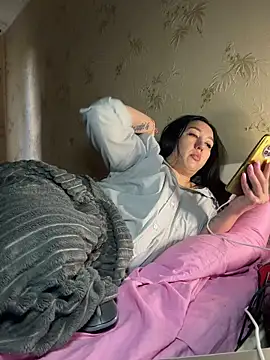 Naughtbaby_2025 webcam