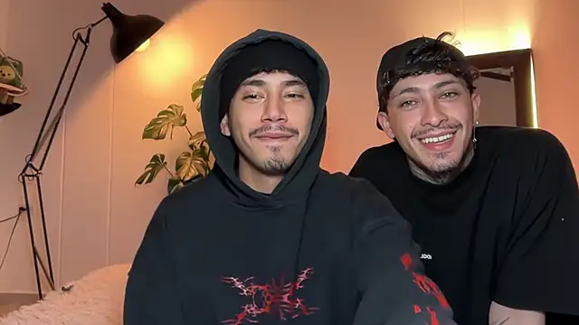 Noah_and_Steven webcam