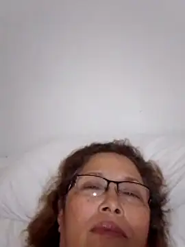 Cessi50 live sex cam