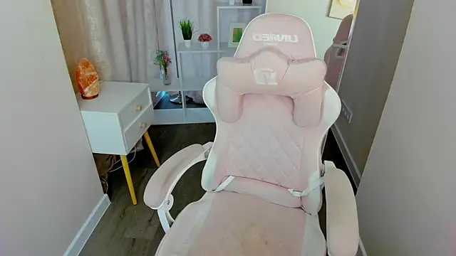 Nika_Jonson webcam