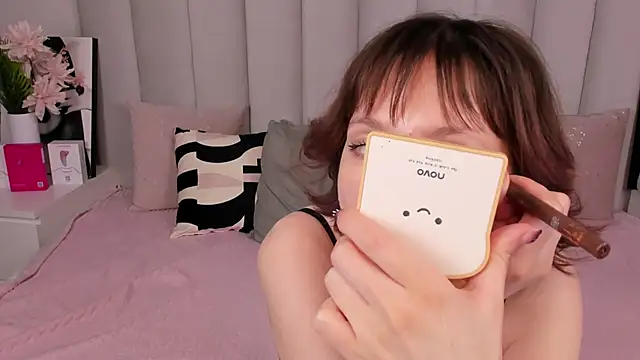 MiaKarlos webcam