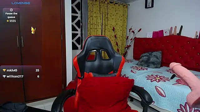 thalia_mills19 webcam
