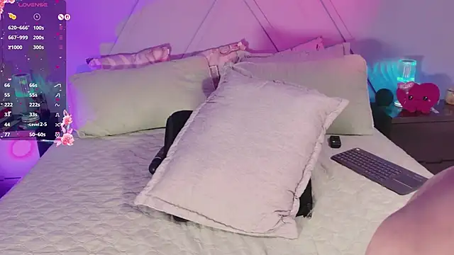 emmajohnss webcam
