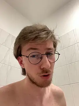 IMAPRETTYBOY99 webcam