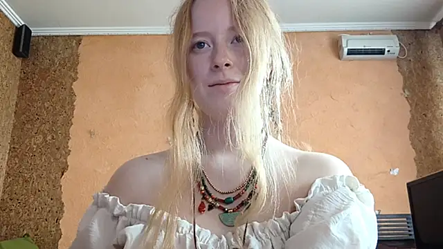 KateVibe_01 webcam