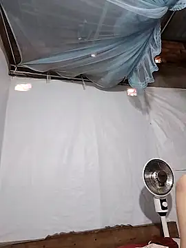 BigAss-69 webcam