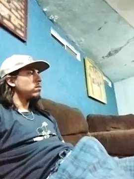 AlexAlejandro13 webcam