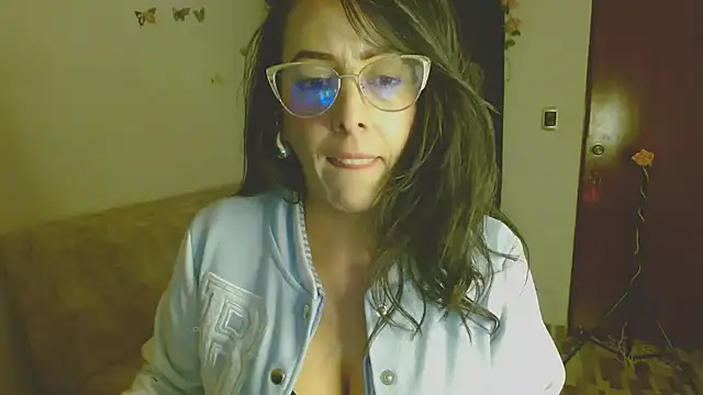 ella_peck webcam