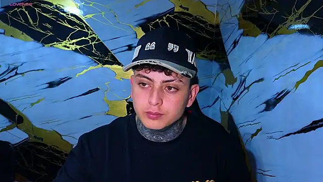 Kevin22_222 webcam