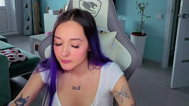 Im_suka webcam