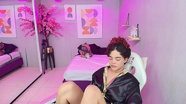 Maggy_t18 webcam