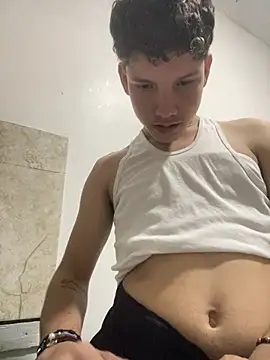 Theus26_ webcam