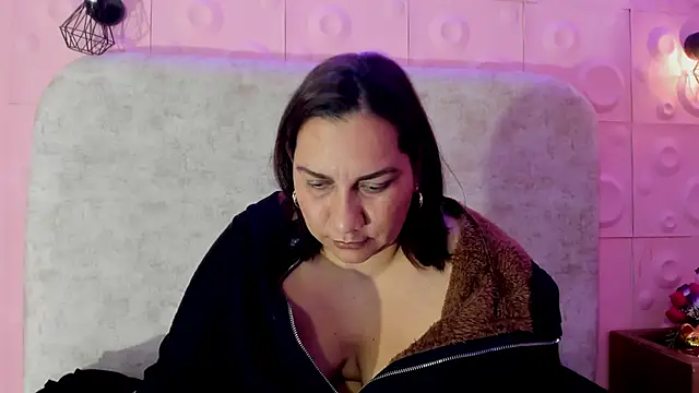 mia_coral1 webcam