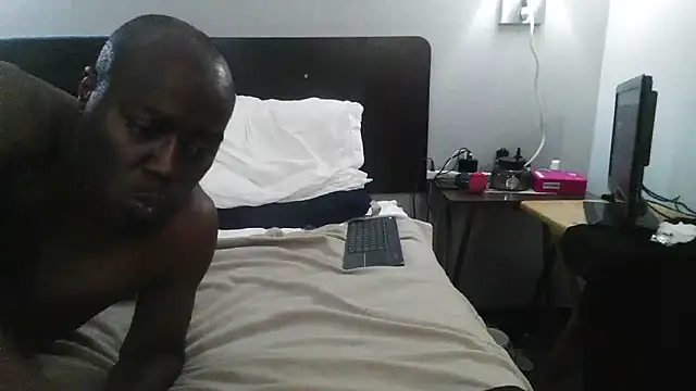 LuckyC76 webcam