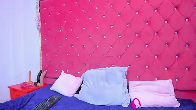 Miaa_Davis_ webcam